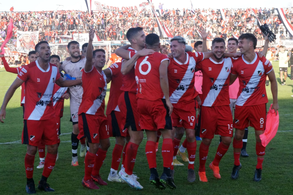Deportivo Maipú venció 3 a 2 a Aldosivi
