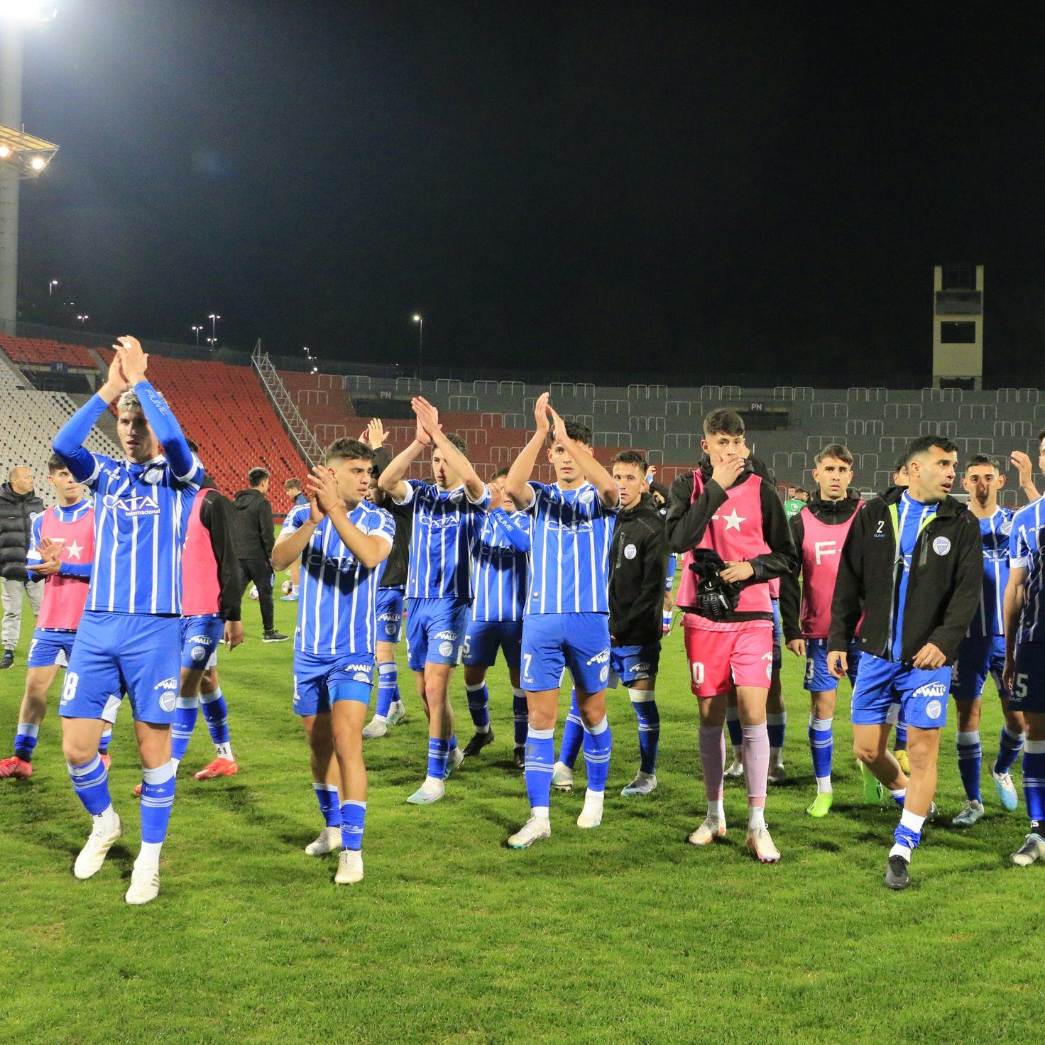 El sueño continental de Godoy Cruz se mantiene vivo tras vencer a Instituto