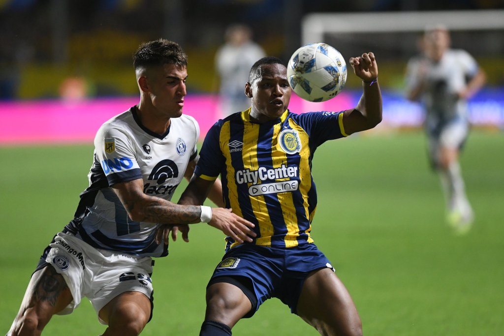 Los Azules no pudieron con el Canalla de Rosario