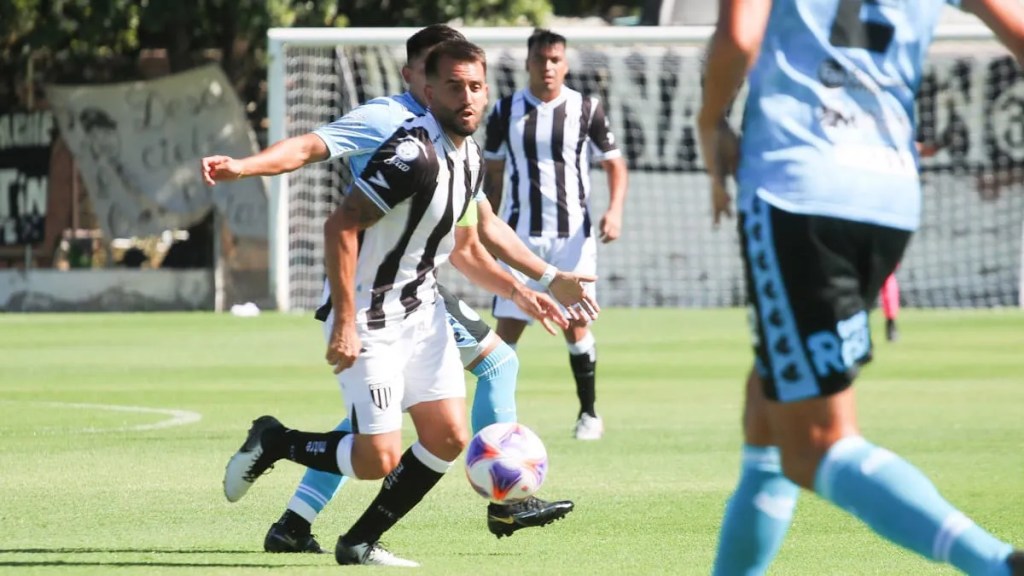 Gimnasia ganó en Zárate y sigue a tiro de la punta