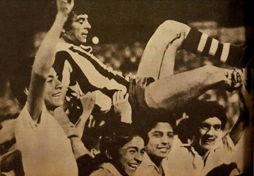 Los hinchas de la Lepra recordaron al Víctor