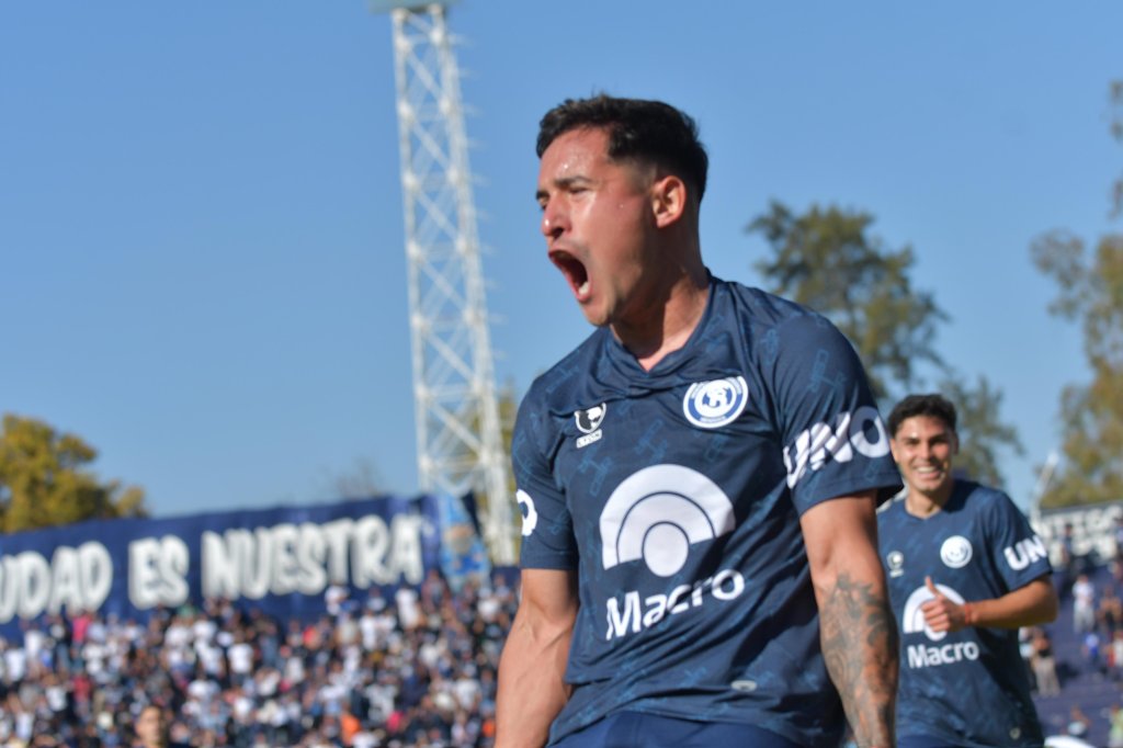 Independiente Rivadavia ganó un partidazo y llega en alza a los playoffs