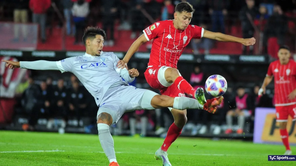Godoy Cruz sumó un punto ante Huracán