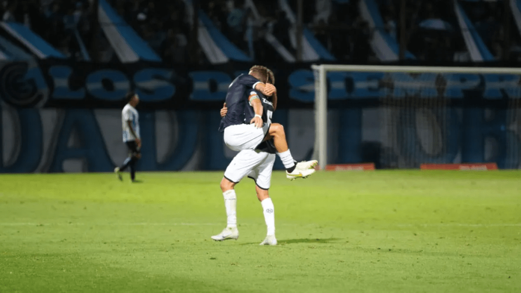 Arce fue clave en el triunfo de Independiente Rivadavia ante Gimnasia y Esgrima de Jujuy