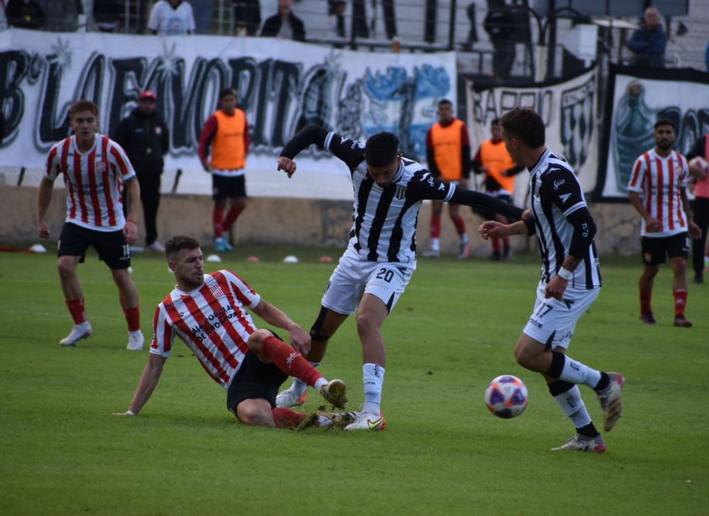 Gimnasia y Esgrima volvió a la victoria