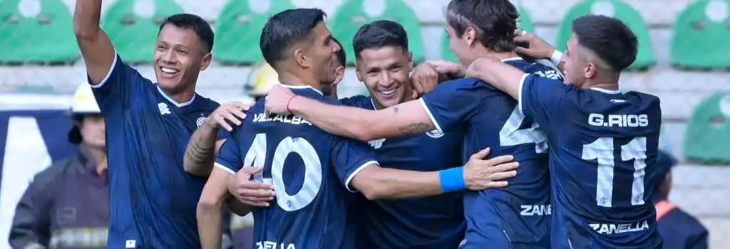 Independiente Rivadavia arrancó con autoridad la defensa del título