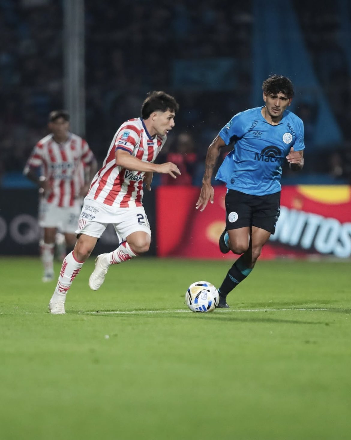 Belgrano superó a Unión y se convirtió en el primer semifinalista del Apertura